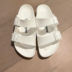 Birkenstock NWT Arizona Essentials Slide